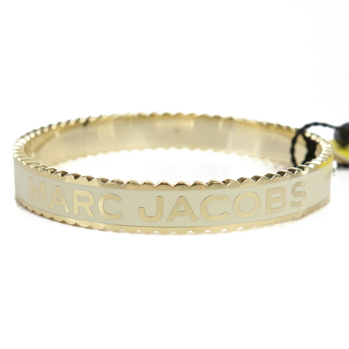 マークジェイコブス MARC JACOBS THE MEDALLION LG BANGLE バングルJ105MT7PF22　108CREAM-GOLD ホワイト系 accessory-01