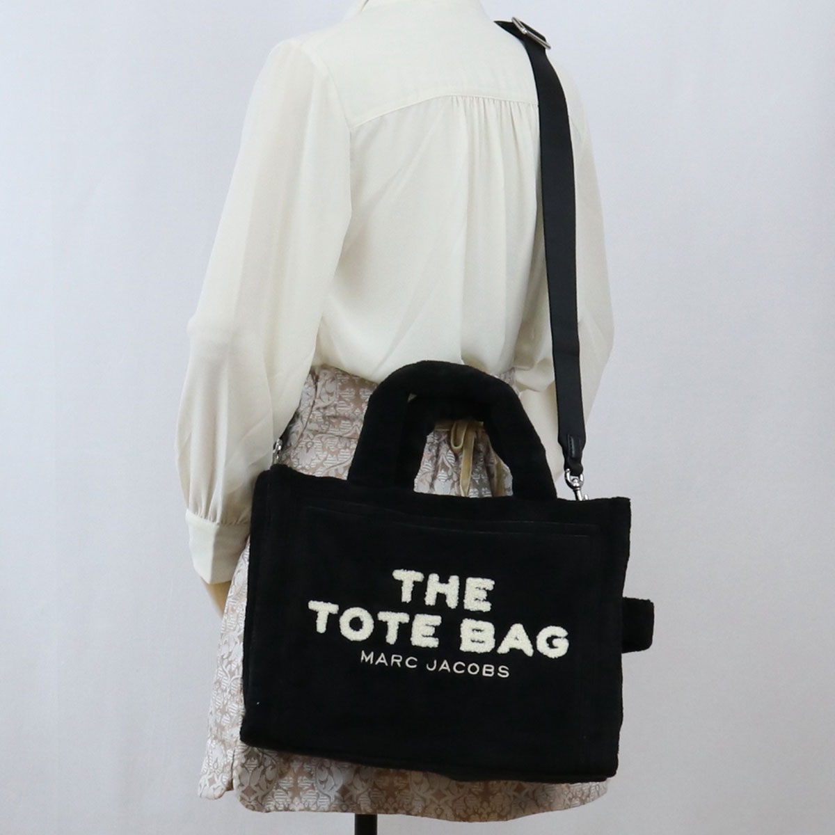 buran.shop / マークジェイコブス MARC JACOBS THE SMALL TOTE トート