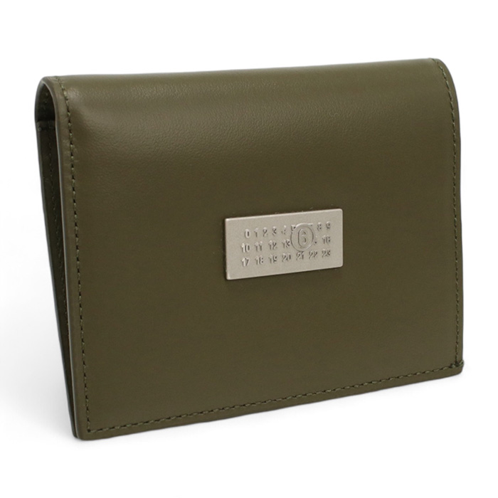 エムエムシックス MM6  二折財布小銭入付き　ブランド　メタルロゴプレートSA5UI0015　P6418　T7428カーキ　wallet-01