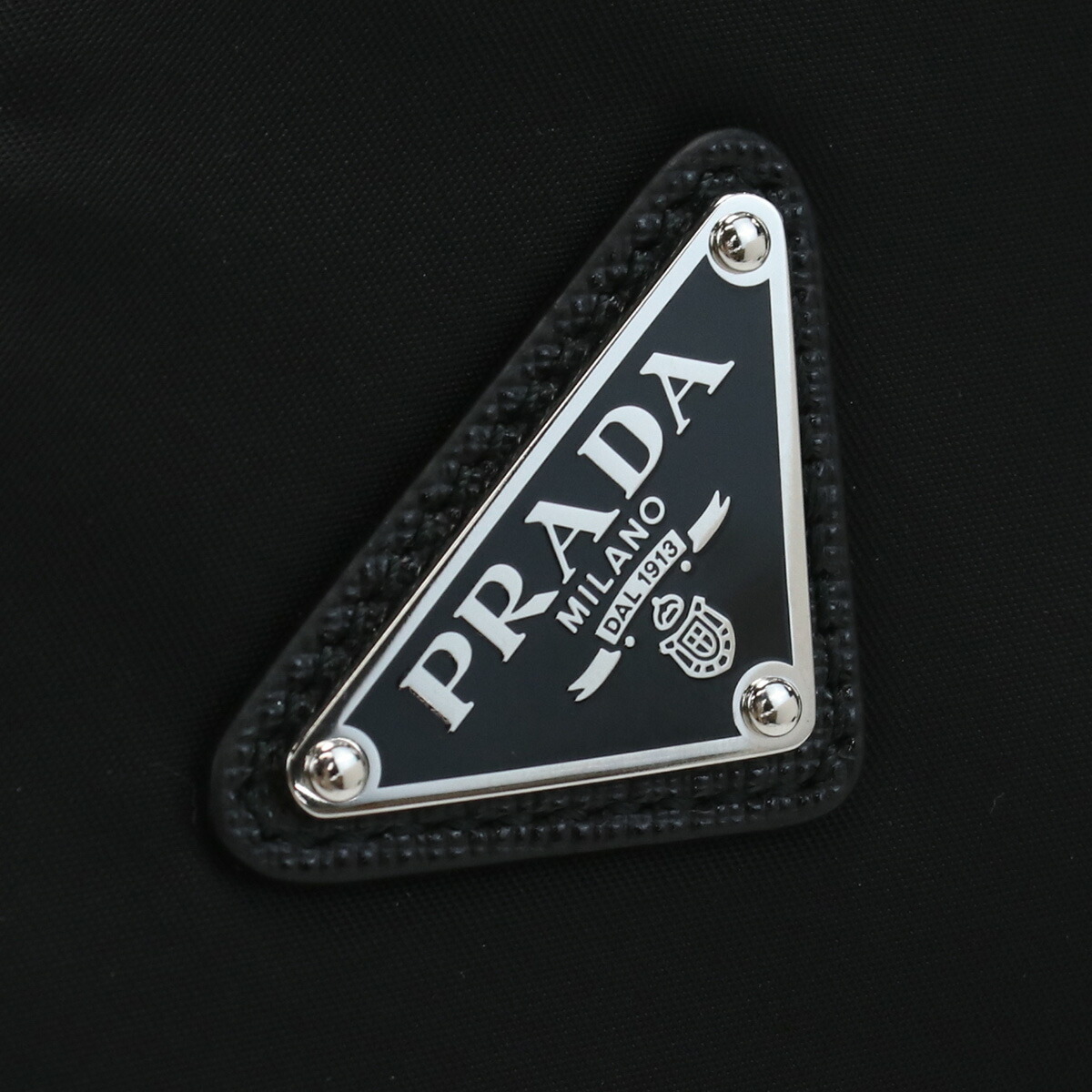 プラダ ショルダーバッグ トライアングル レザー 1BH190 PRADA バッグ ロゴ 黒 ブラック